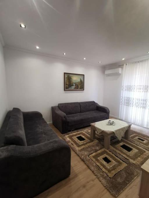 Rubi's Apartament Korce