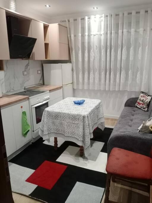 Rubi's Apartament Korcza