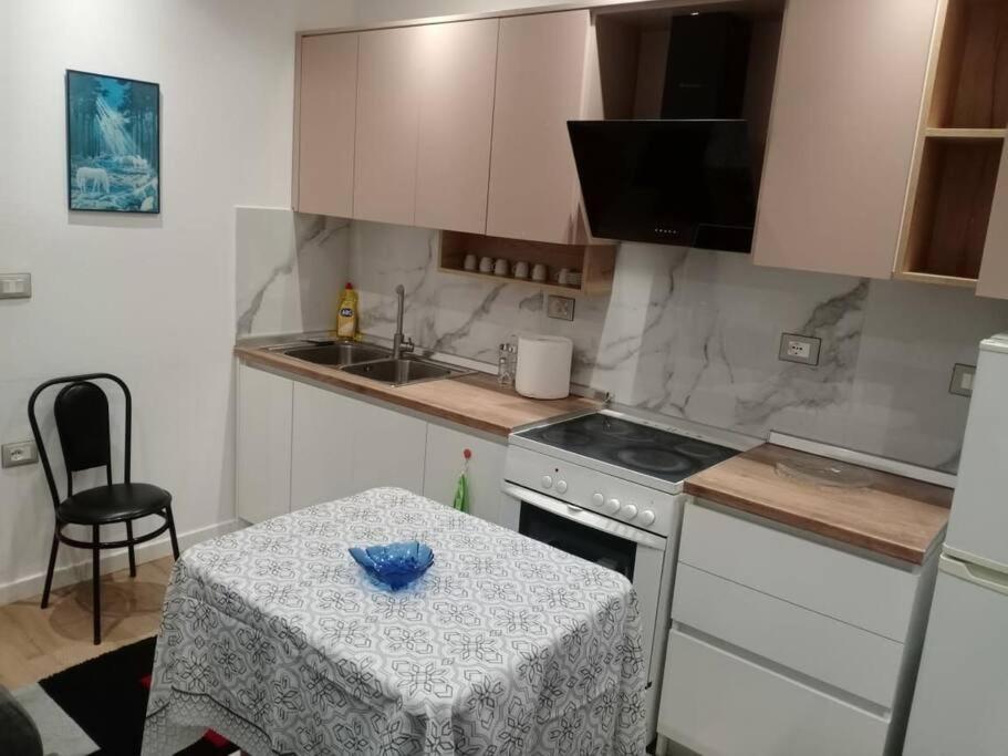 Rubi's Apartament *